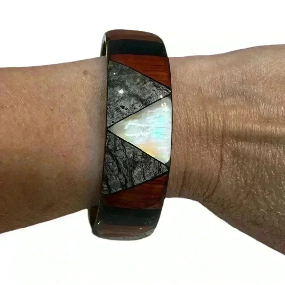 Vintage Inlay Bangle Bracelet Mother of Pearl - Picture 3 of 8